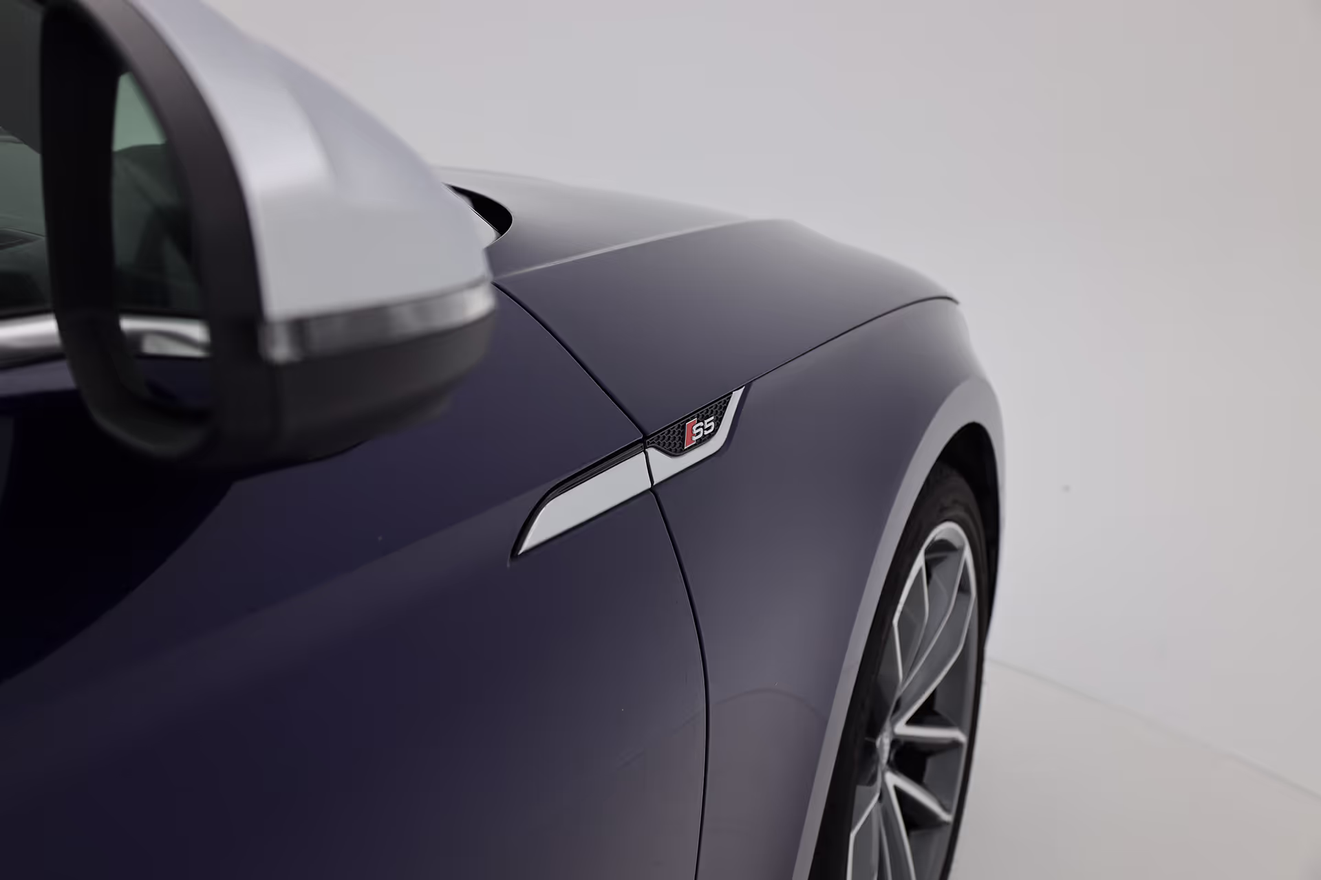 Capture product photos by hand in order from interior and exterior shots to marketing and detailed images.